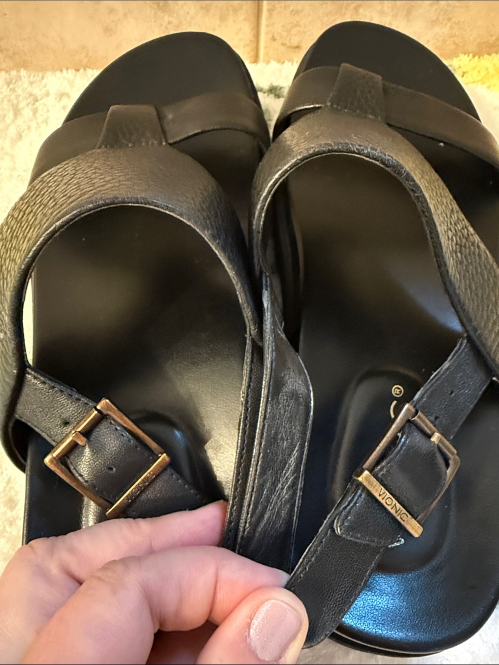 Vionic Black Women's Chunky Strap Platform Sandals - Picture 9 of 9